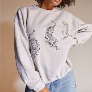Urban outfitters (project social tee) pullover